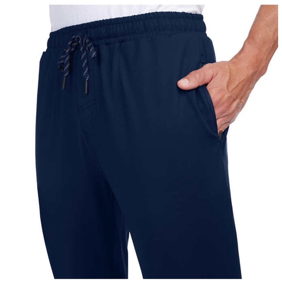 Kirkland Signature Men’s Active Jogger | XL & XXL available - Picture 4 of 10